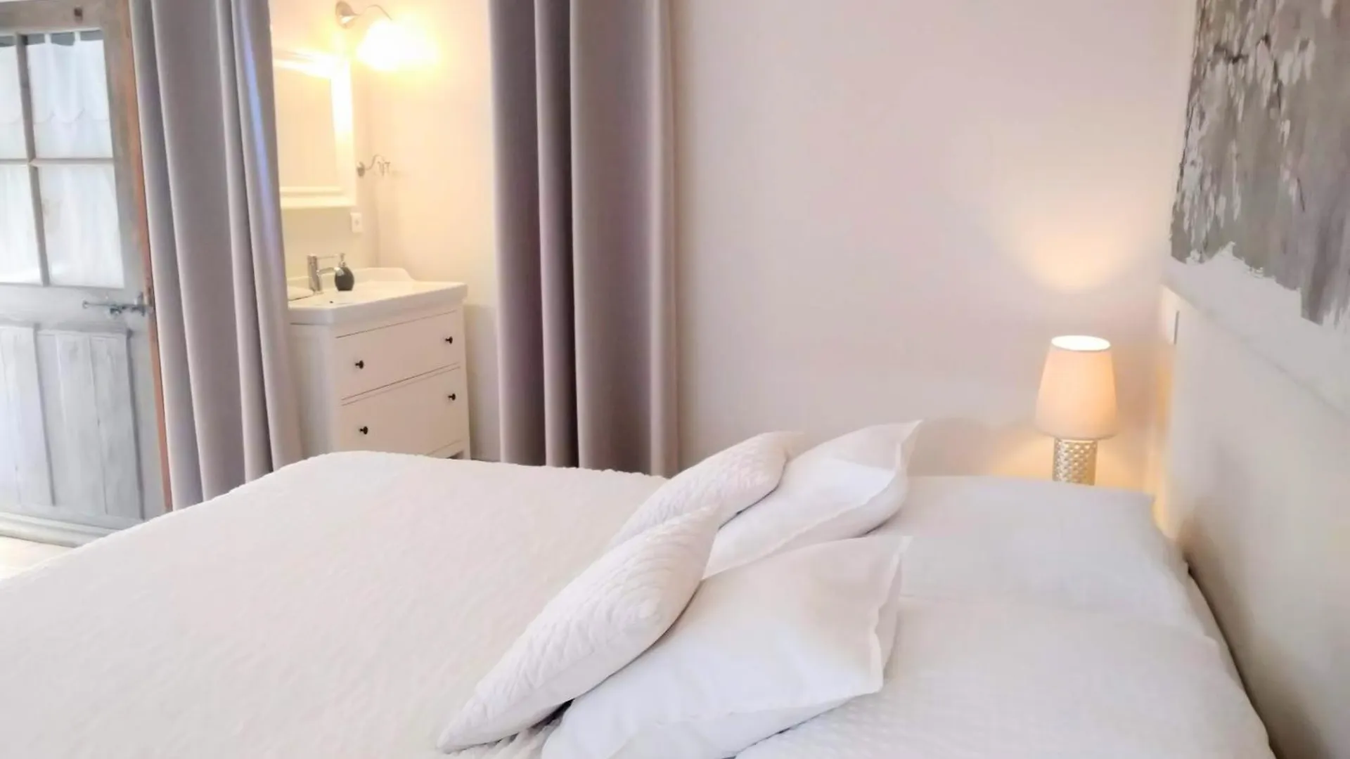 La Ferme Les Eybrachas Hotel Reauville 0*,
