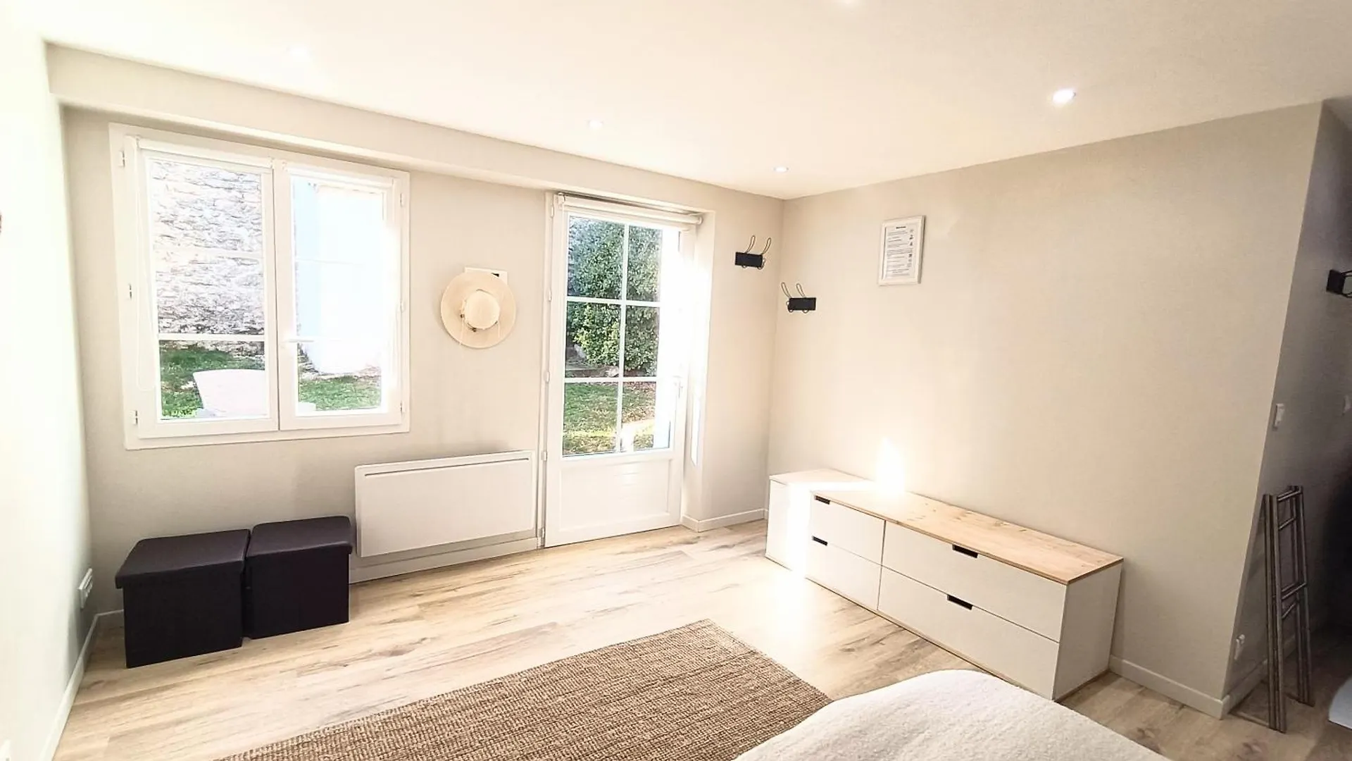 La Ferme Les Eybrachas Hotel Reauville Guest house